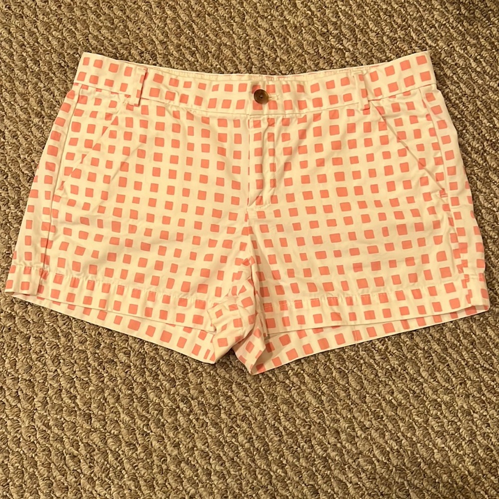 Gap Square Patterned White and Pink Chino Shorts
